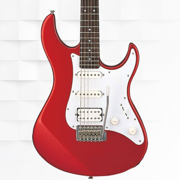 Yamaha PAC012 Pacifica Electric Guitar With Bag - Red Metallic
