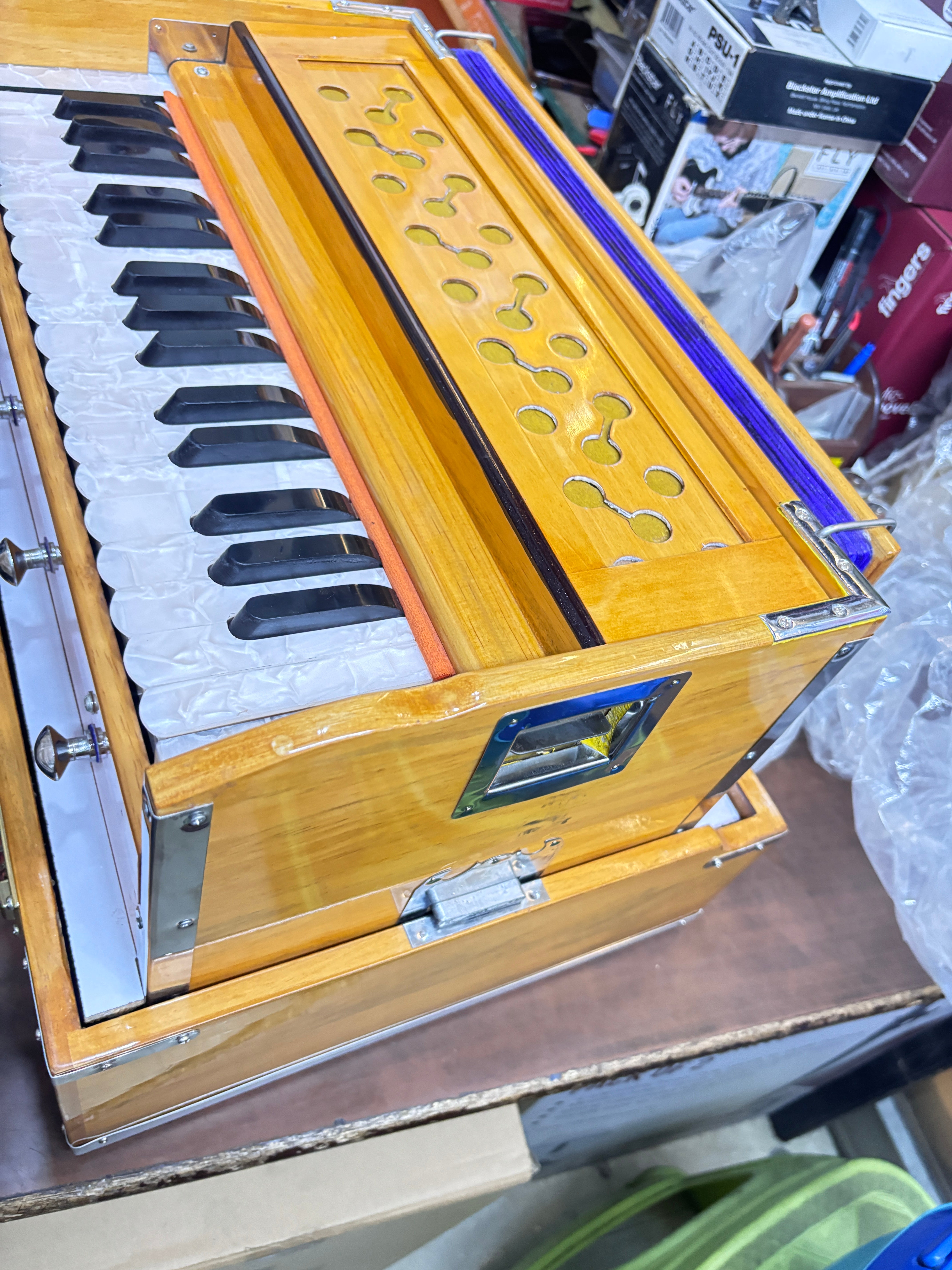 Harmonium 2.5 octave folding portable