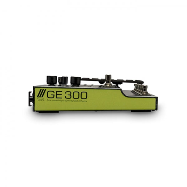 Mooer GE300 Amp Modeling & Synth & Multi Effects Pedal