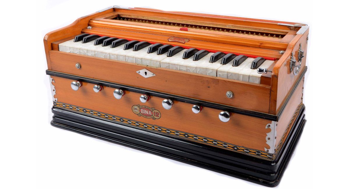 Standard Harmonium No. 12